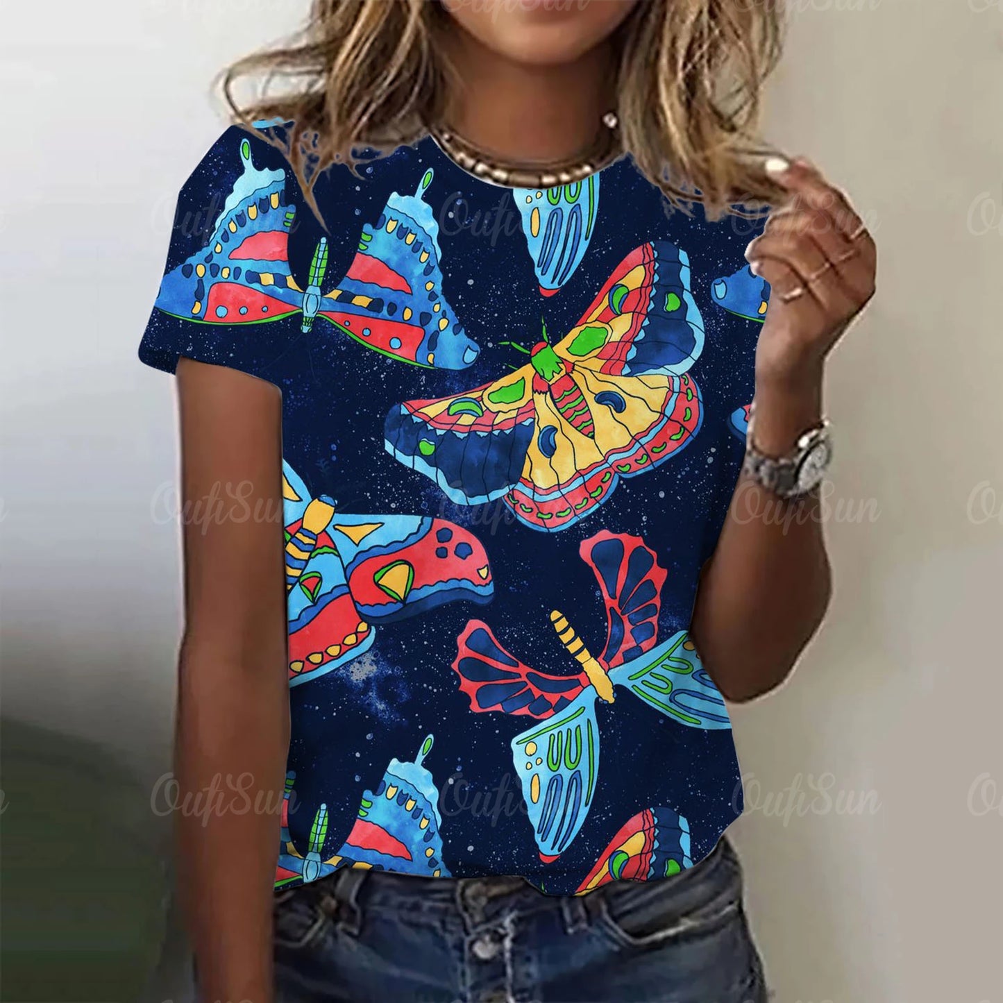 Lumious Butterfly T-Shirt [SELECTION] - ALOE WINGS STORE