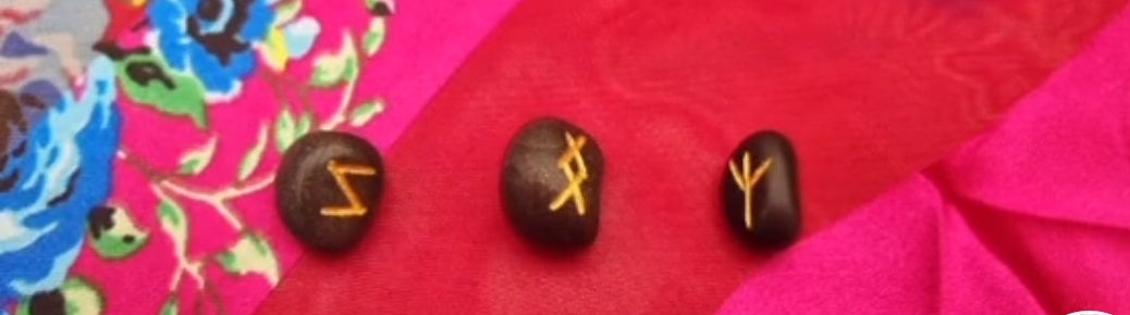 Runes Reading By Email (See description) - ALOE WINGS STORE