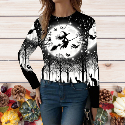 Black sweatshirt with orange pumpkins and leafy patterns – autumn-inspired Halloween design.